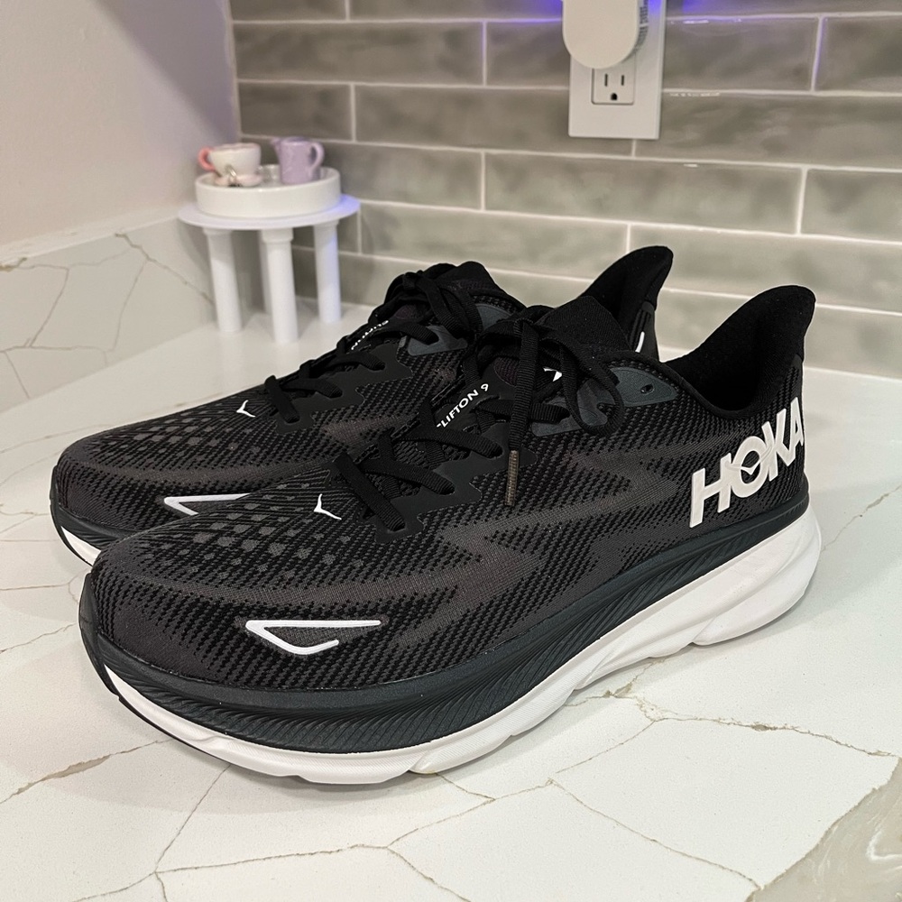 Hoka Clifton 9 Running Shoes. Men’s Size 12.5D Color Black - Picture 2 of 10